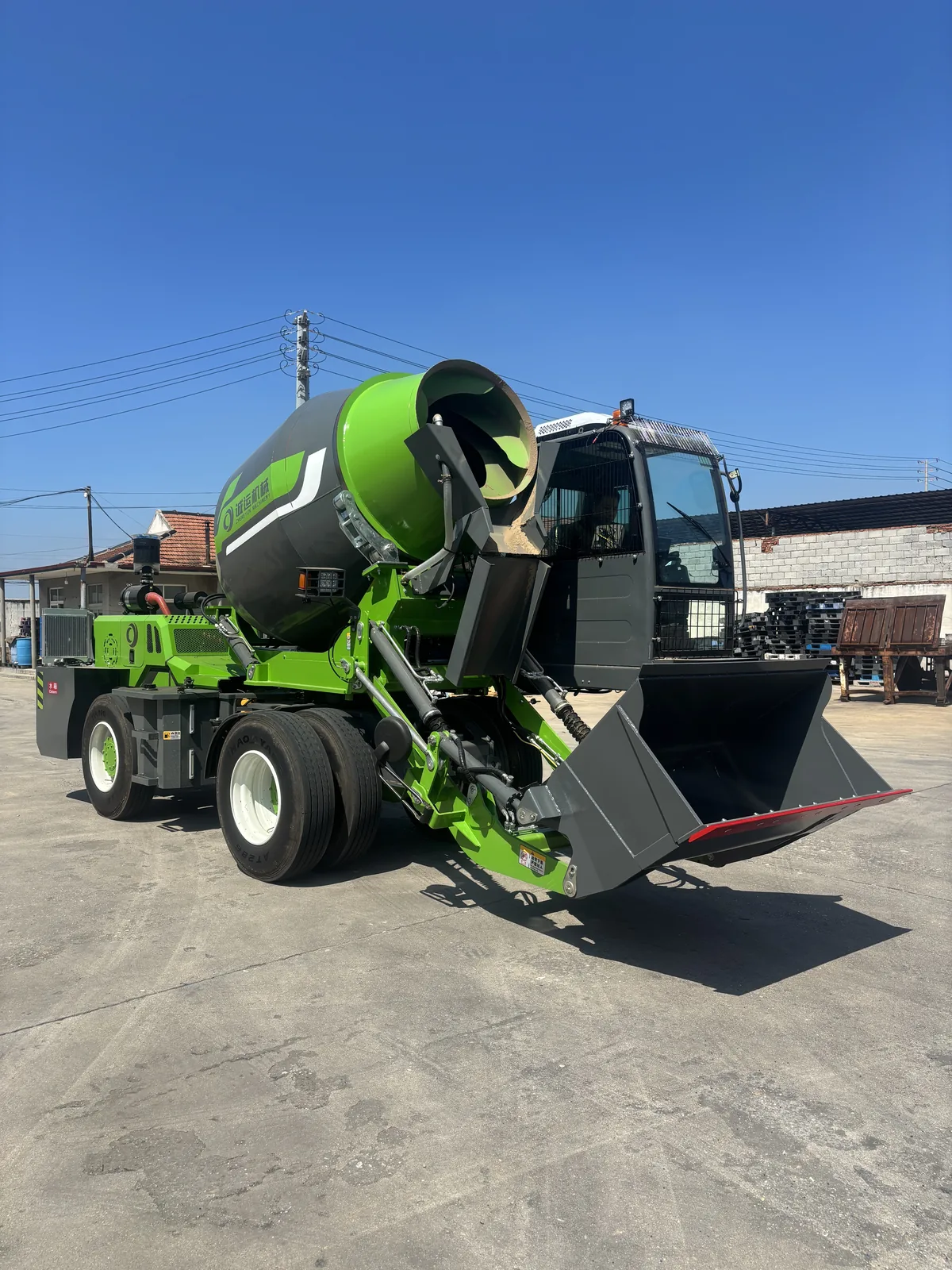 CY-1.5 Self-Loading Concrete Mixer